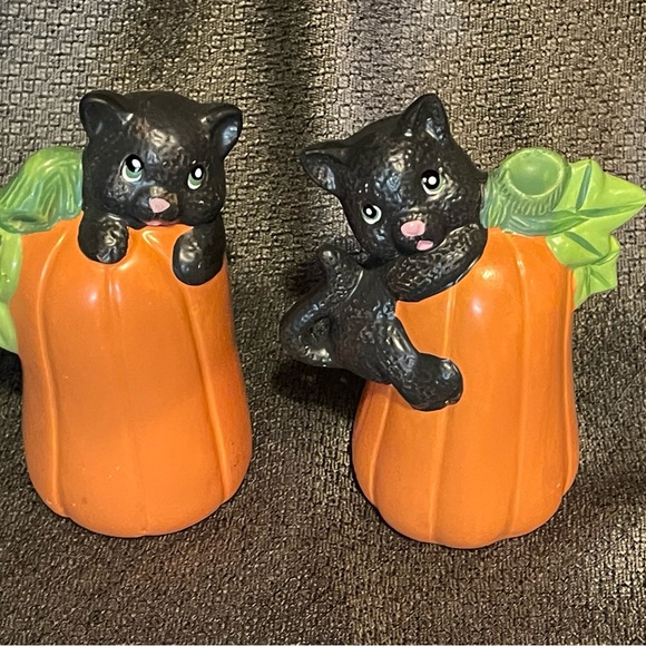 Vintage 1994 Loomco halloween figurines. Cats in pumpkins - Picture 8 of 9